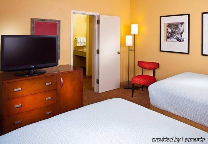 Courtyard Tampa Westshore/Airport Ngoại thất bức ảnh
