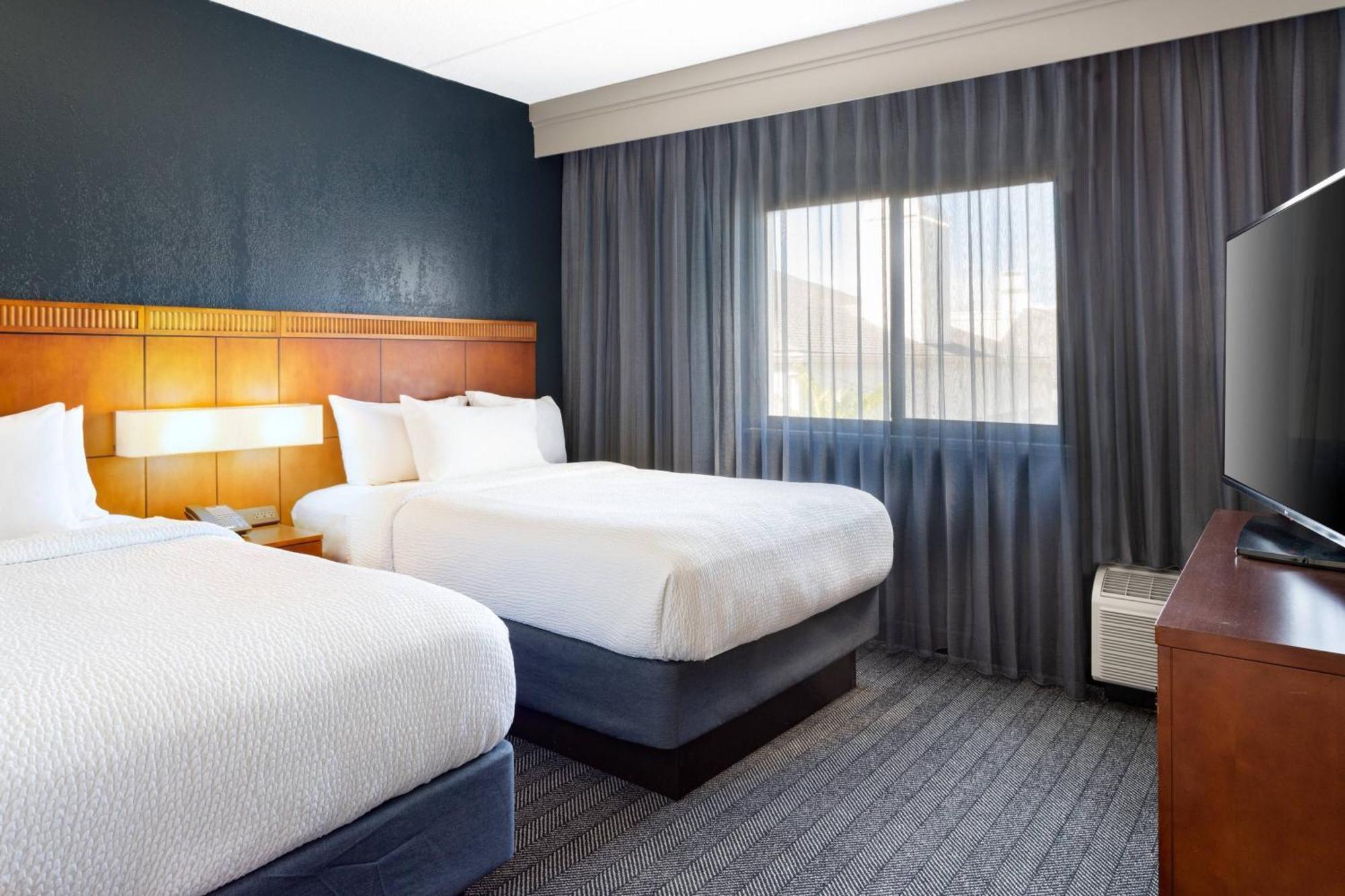 Courtyard Tampa Westshore/Airport Ngoại thất bức ảnh