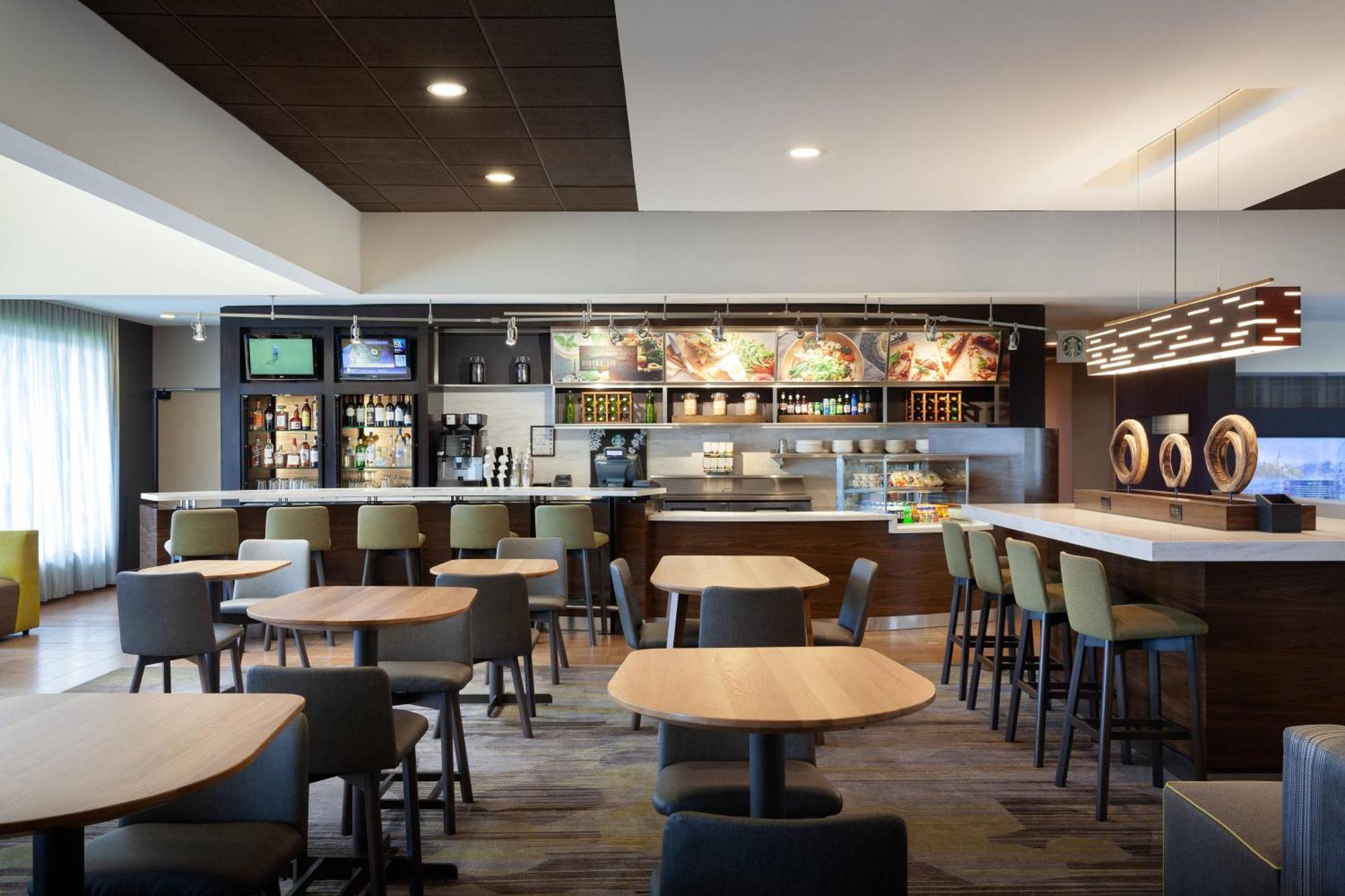 Courtyard Tampa Westshore/Airport Ngoại thất bức ảnh