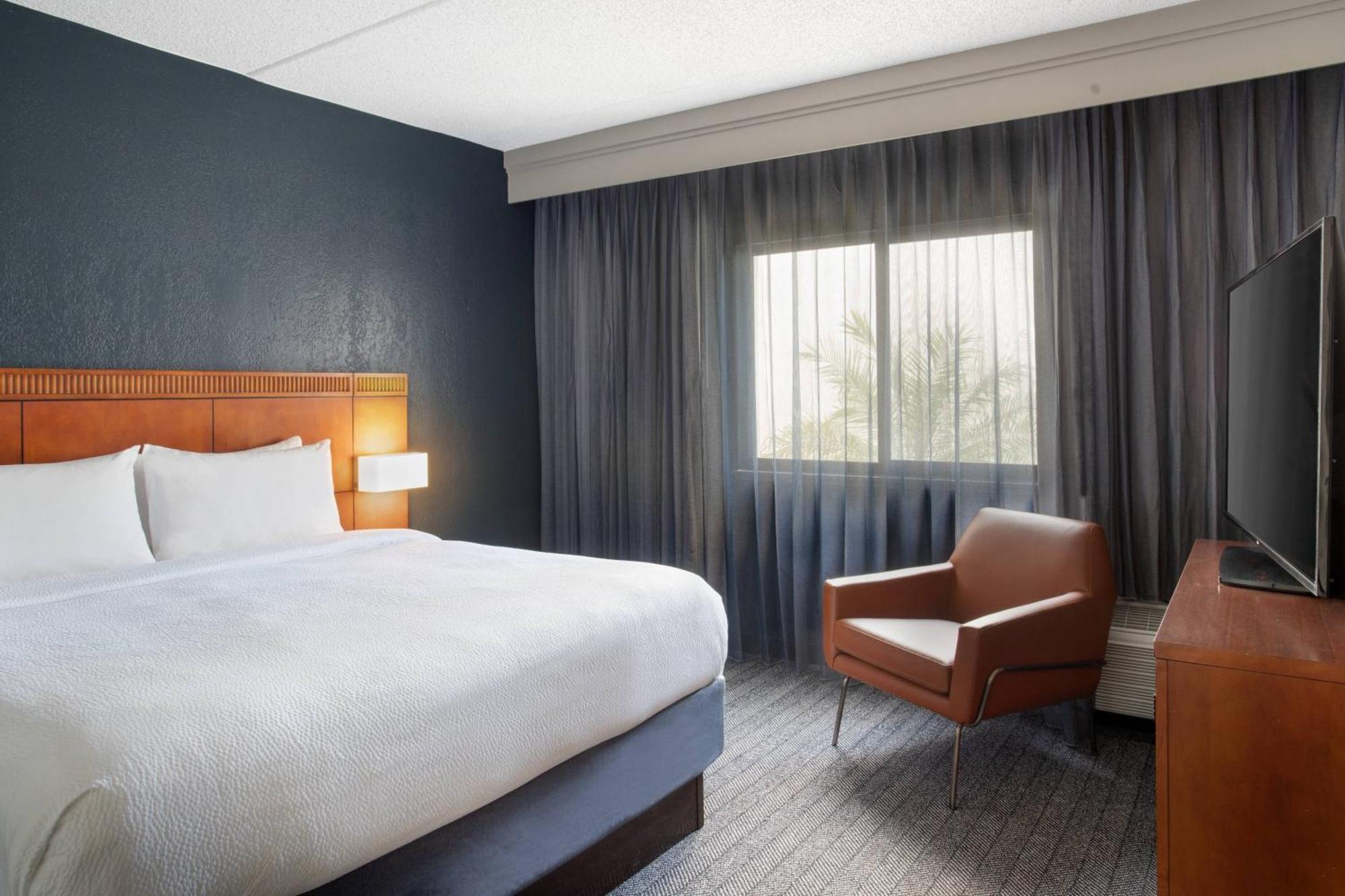Courtyard Tampa Westshore/Airport Ngoại thất bức ảnh