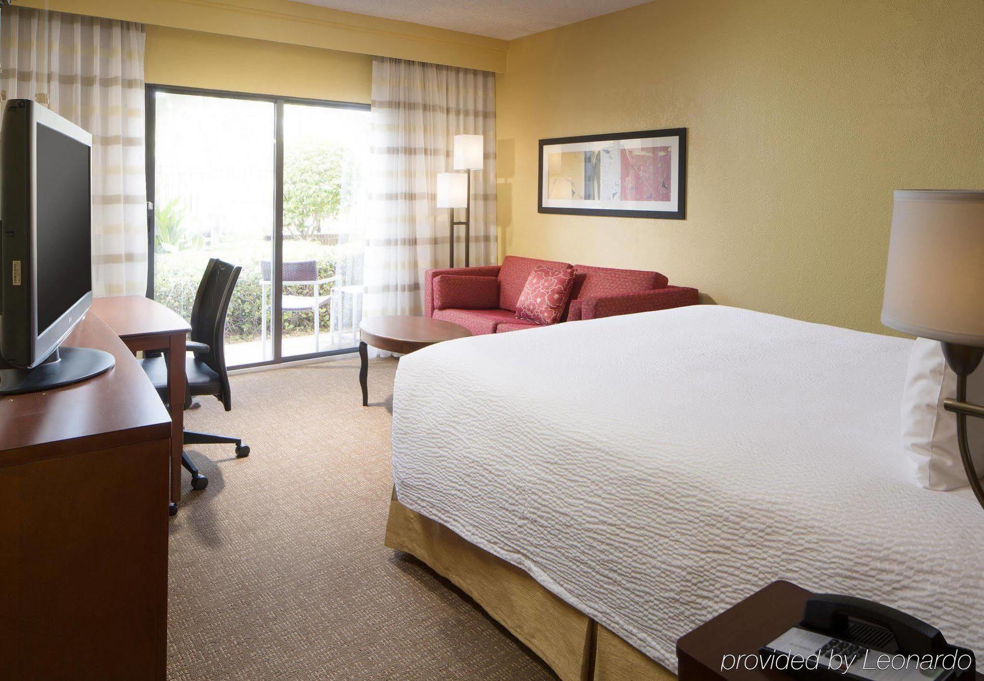 Courtyard Tampa Westshore/Airport Ngoại thất bức ảnh