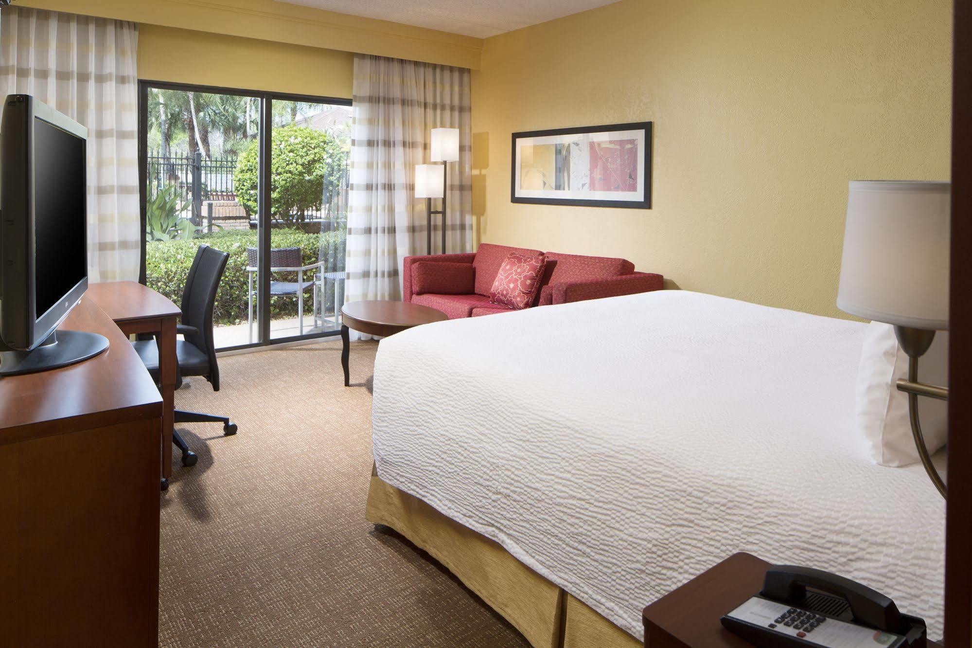 Courtyard Tampa Westshore/Airport Ngoại thất bức ảnh
